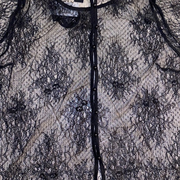 NWT Torrid Lace Top Size 2 - Picture 6 of 9